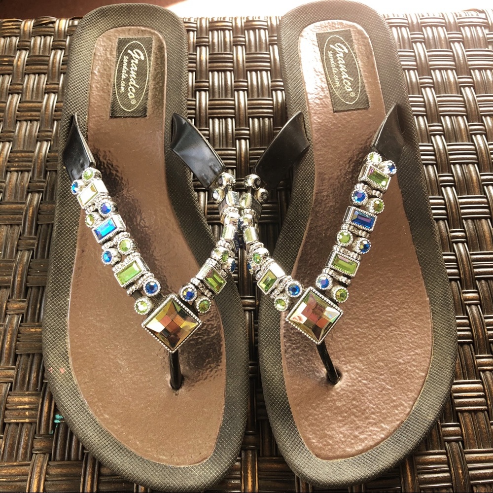 Grandco Blue/Green Beaded Thong Wedge Sandals - 9